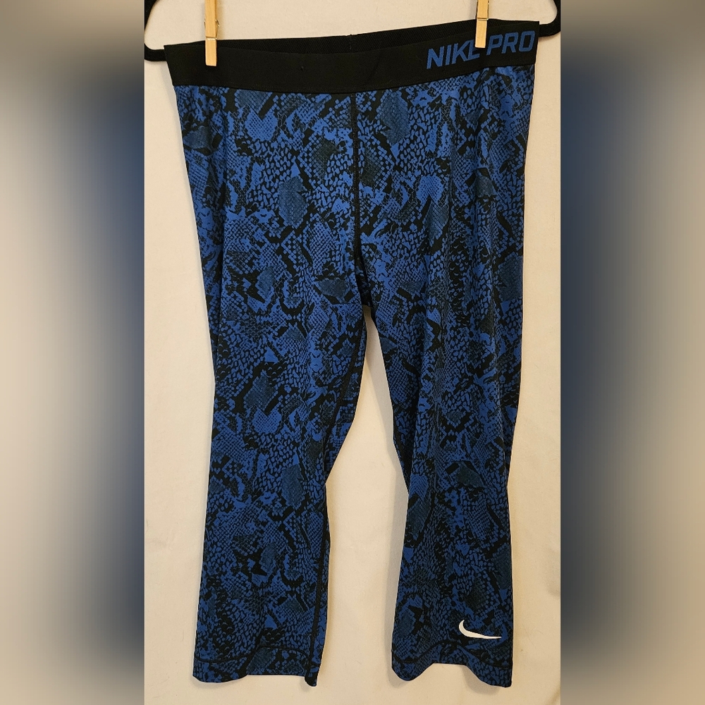 Nike Blue and Black Patterned Leggings